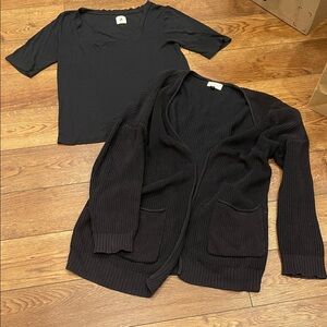 Black Women's Open Cardigan Sweater - Universal Thread Size L | T-shirt is free